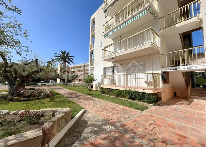Plata Baja En Zona De Vilafortuny 102c - Inmo22 アパート カンブリルス